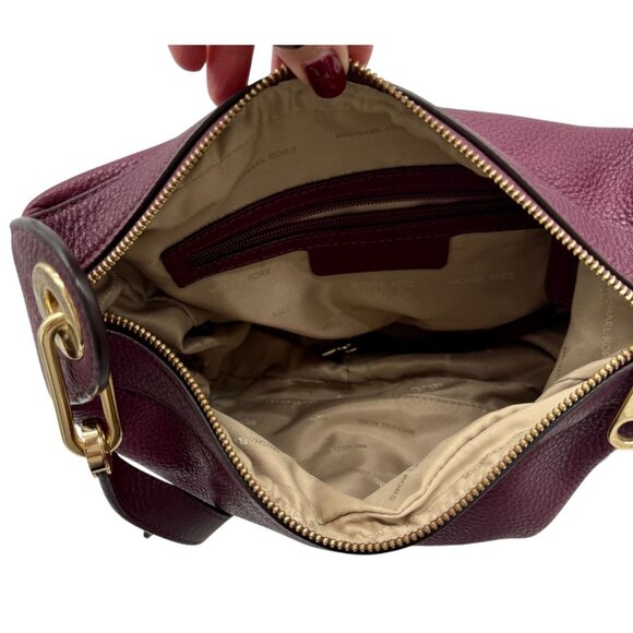 Michael Kors Raven Medium Messenger Bag in Plum - Picture 2 of 7